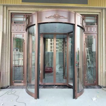 旋轉(zhuǎn)門(mén)